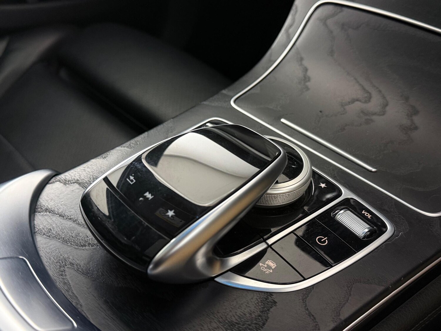 Used Mercedes-Benz GLC 2017 for sale - 76467066: Photo 40