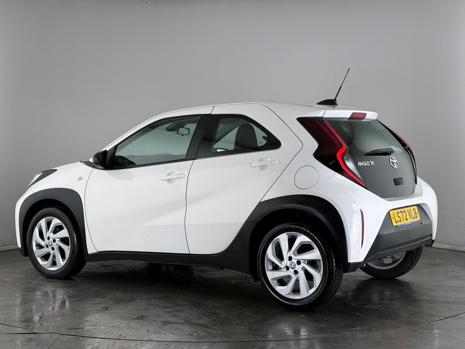Used Toyota Aygo X 2022 for sale - 77575488: Photo 4