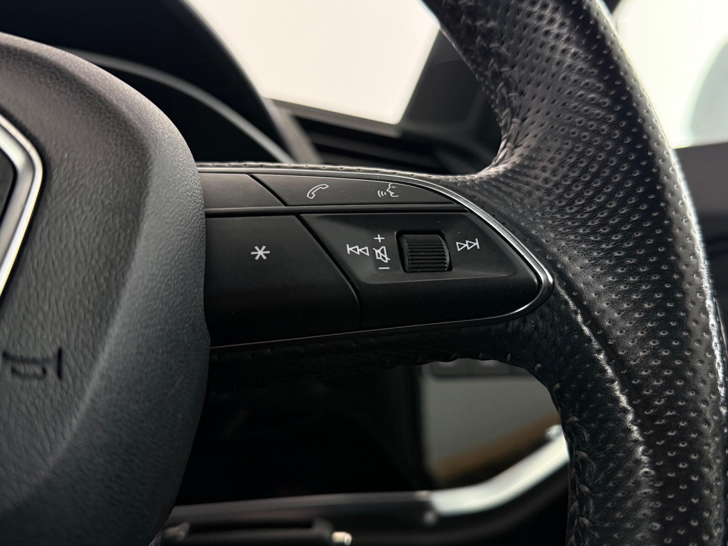 Used Audi Q3 2020 for sale - 76714869: Photo 23