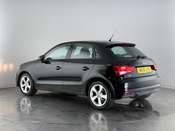 Used Audi A1 2018 for sale - 76327951: Photo 4