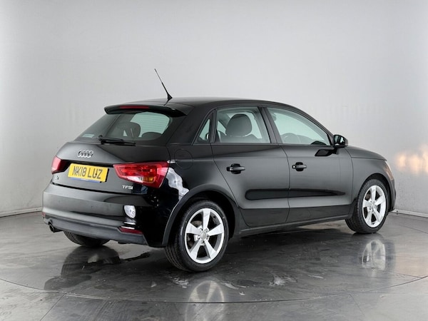 Used Audi A1 2018 for sale - 76327951: Photo 5