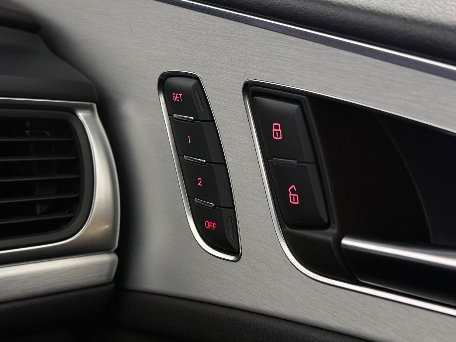 Used Audi A6 2017 for sale - 77182760: Photo 13