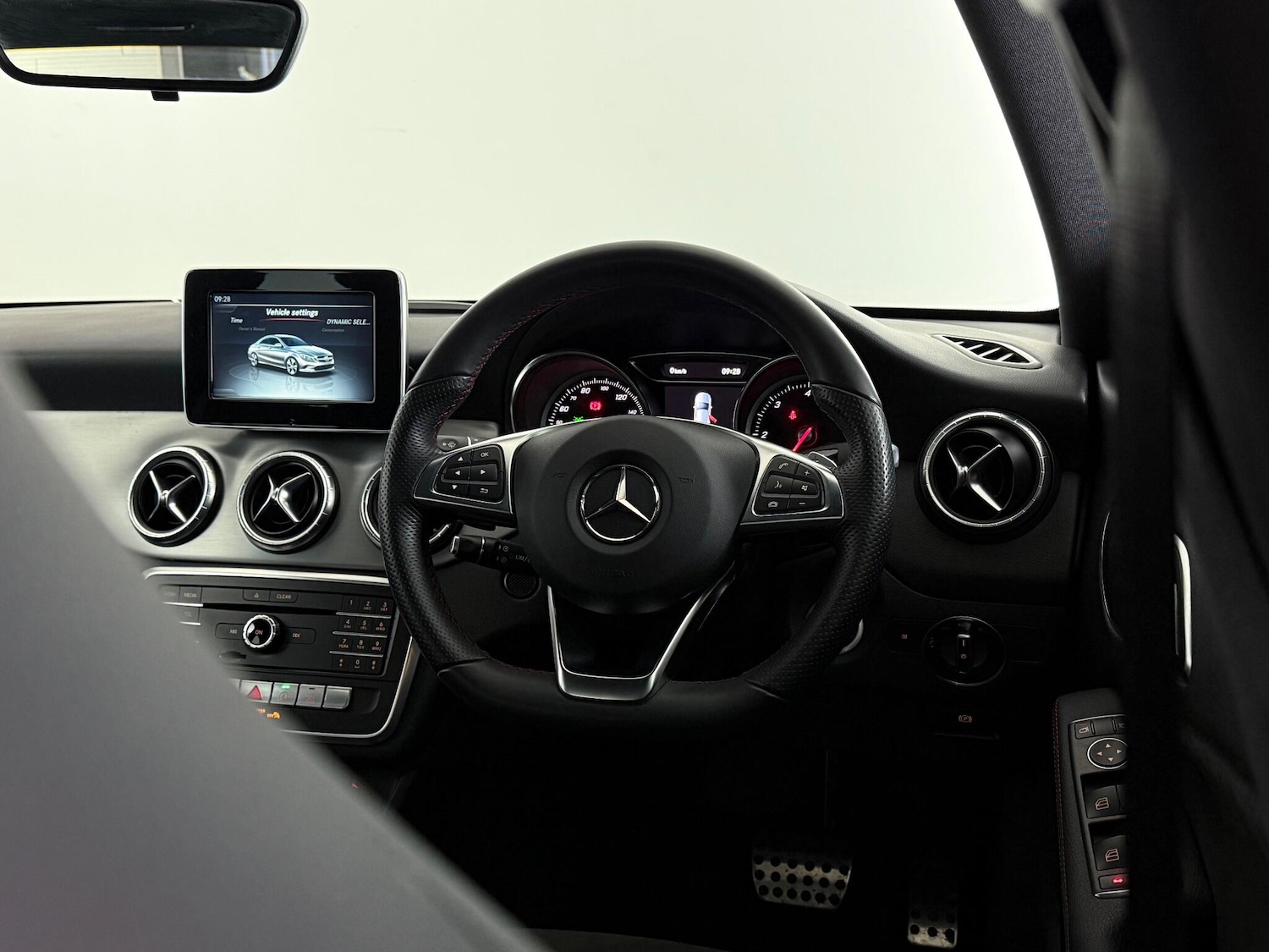 Used Mercedes-Benz CLA 2018 for sale - 77260284: Photo 17