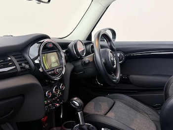 Used MINI Hatch 2017 for sale - 78676781: Photo