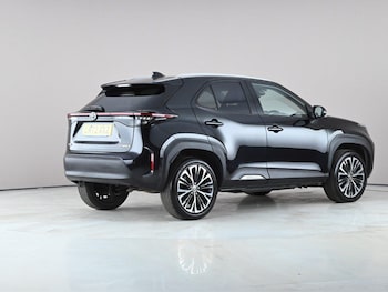 Used Toyota Yaris Cross 2022 for sale - 78305138: Photo