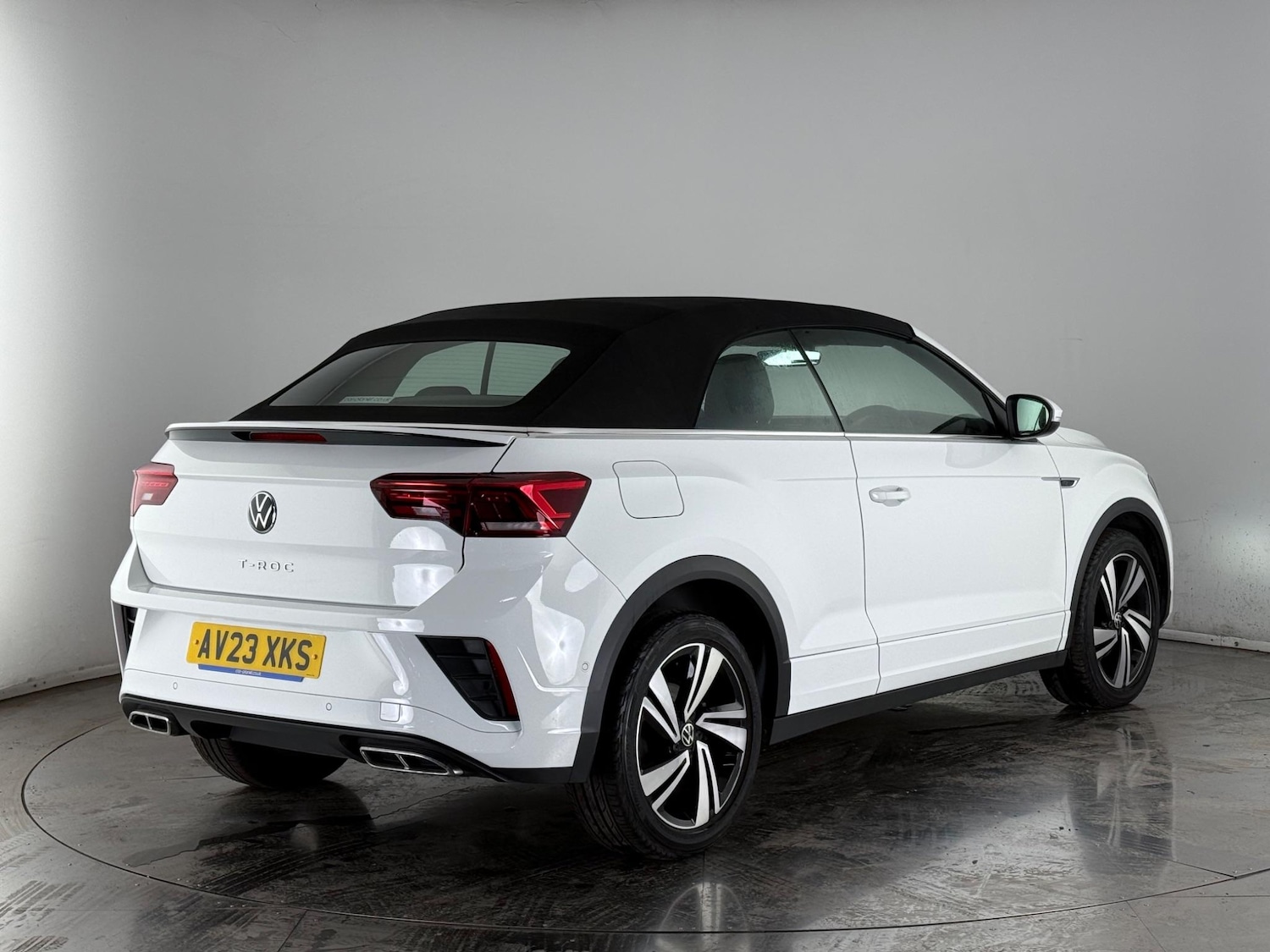 Used Volkswagen T-Roc 2023 for sale - 76467214: Photo 11