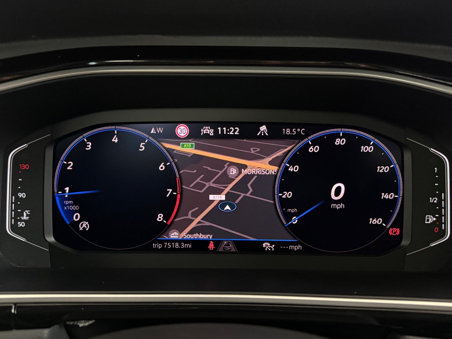 Used Volkswagen T-Roc 2023 for sale - 76467214: Photo 31