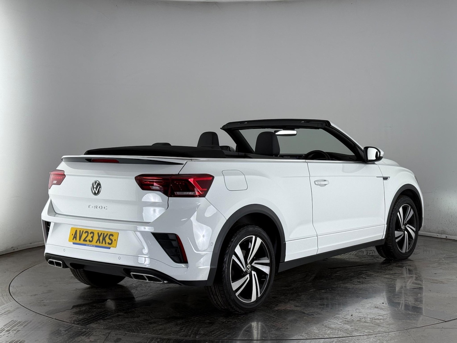 Used Volkswagen T-Roc 2023 for sale - 76467214: Photo 4