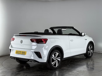 Used Volkswagen T-Roc 2023 for sale - 76467214: Photo