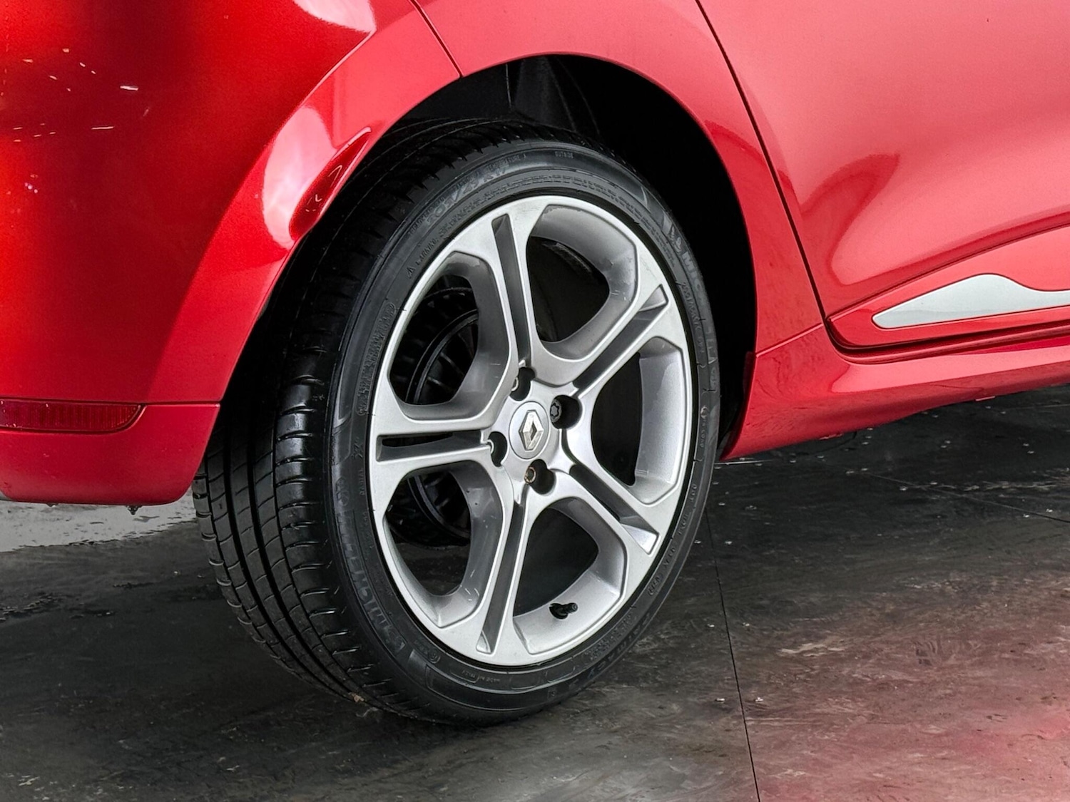 Used Renault Clio 2019 for sale - 77259686: Photo 9