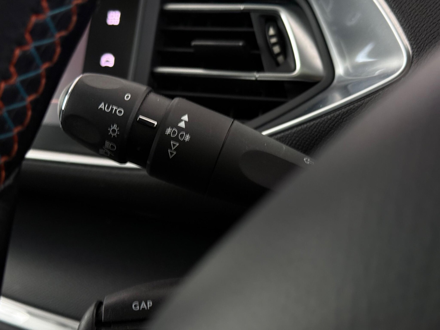 Used Peugeot 308 2018 for sale - 77222580: Photo 19