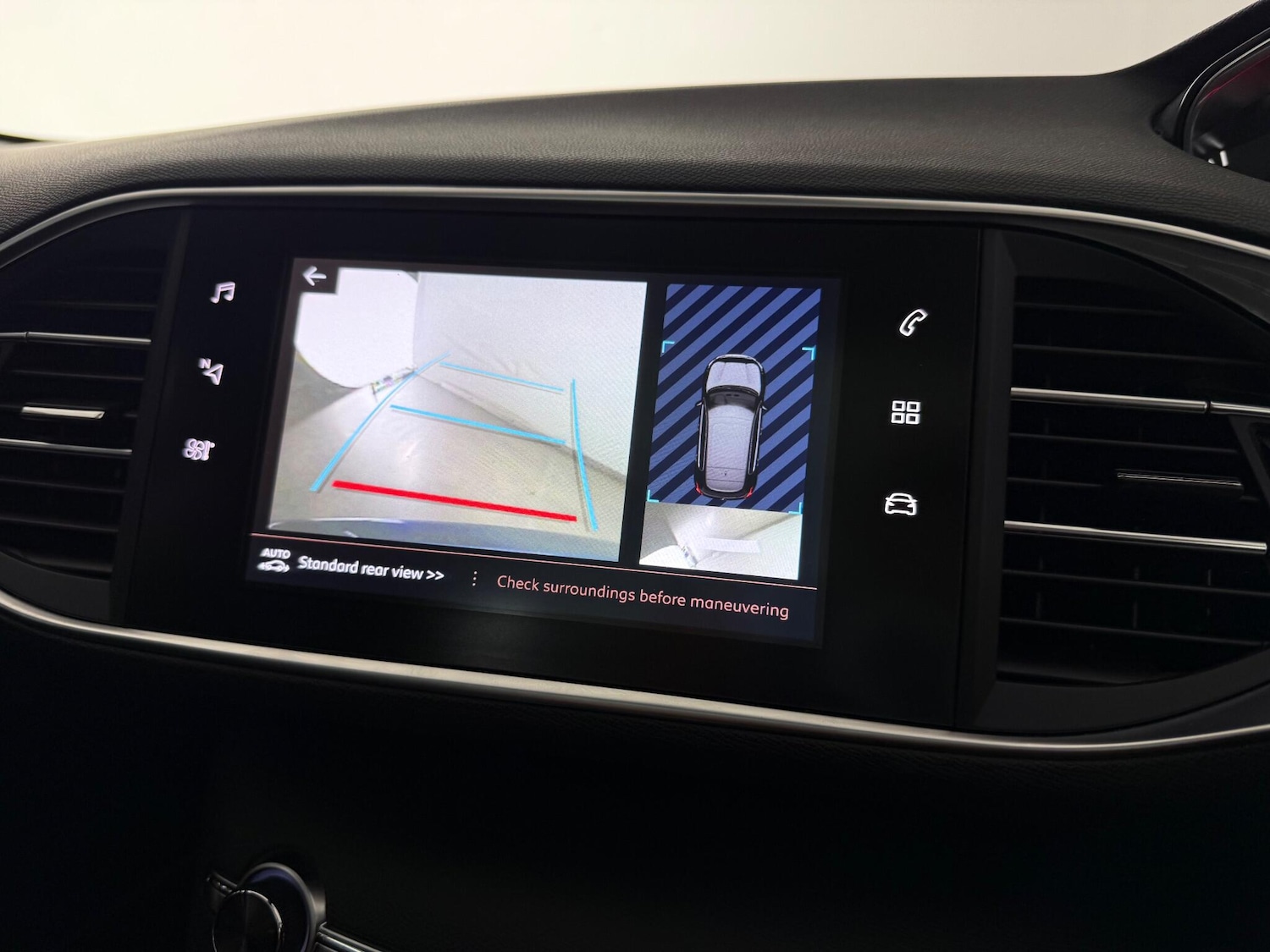 Used Peugeot 308 2018 for sale - 77222580: Photo 28