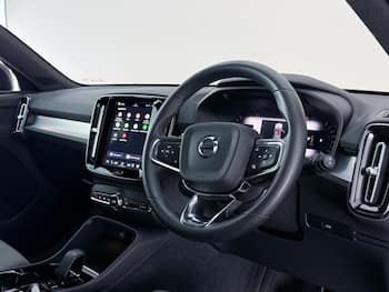 Used Volvo XC40 2023 for sale - 79521665: Photo
