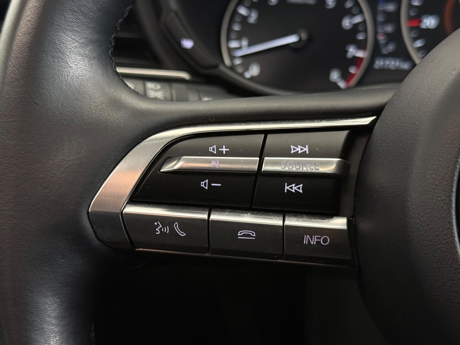 Used Mazda CX-30 2022 for sale - 76467018: Photo 25