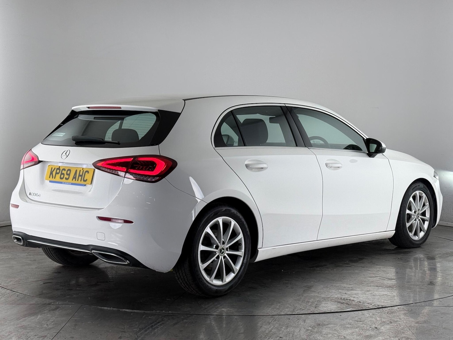 Used Mercedes-Benz A-Class 2019 for sale - 77222737: Photo 3