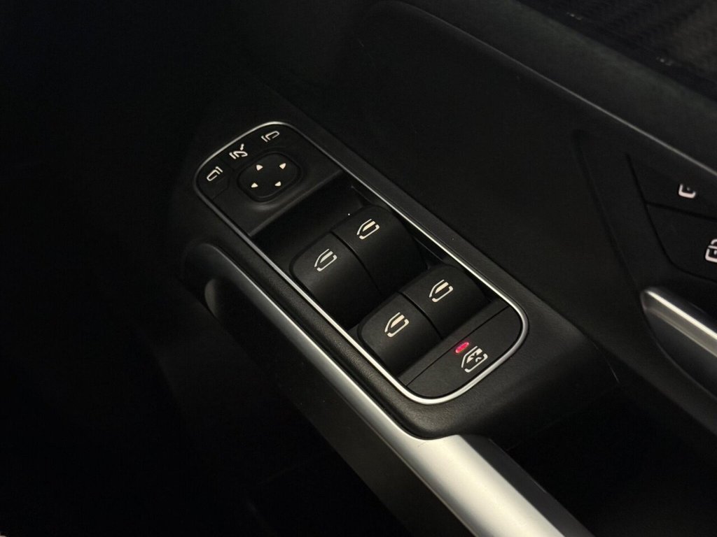 Used Mercedes-Benz GLB 2020 for sale - 76105442: Photo 30