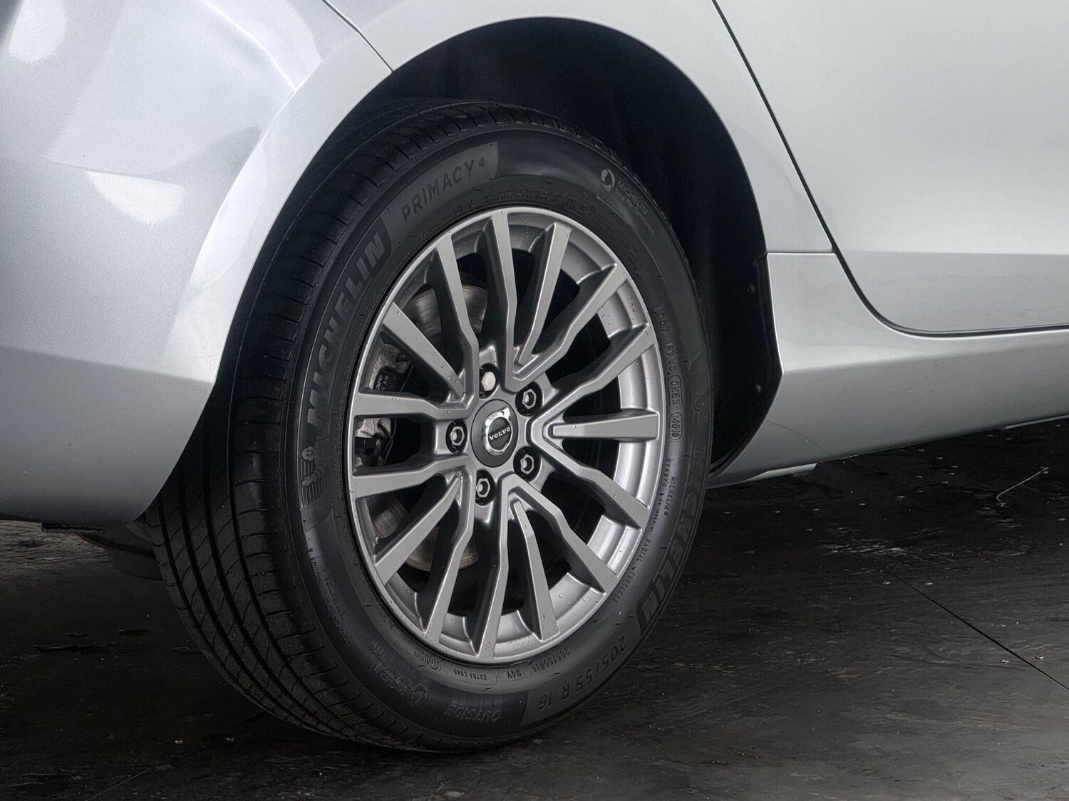 Used Volvo V40 2019 for sale - 76467493: Photo 12