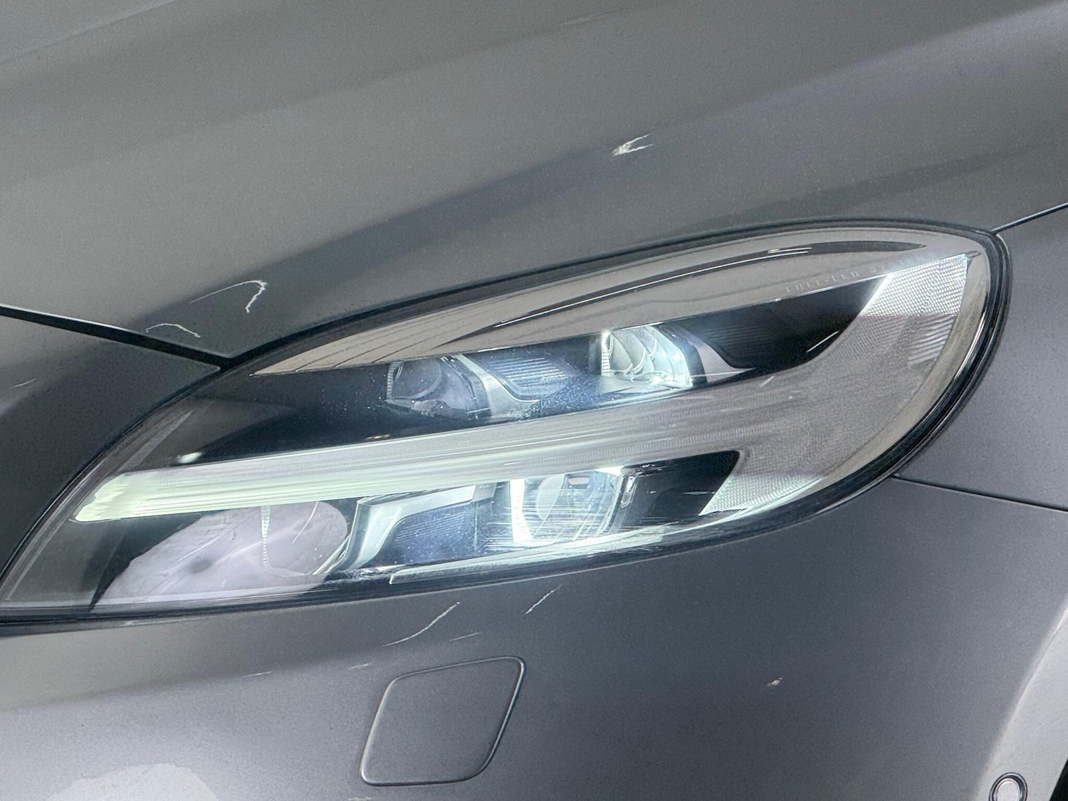 Used Volvo V40 2019 for sale - 76467493: Photo 8