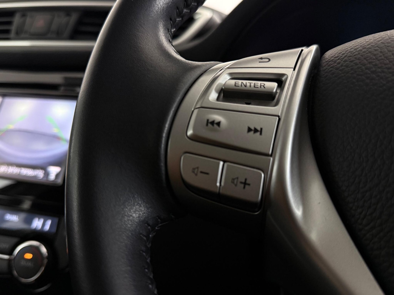 Used Nissan Qashqai 2016 for sale - 77246479: Photo 17