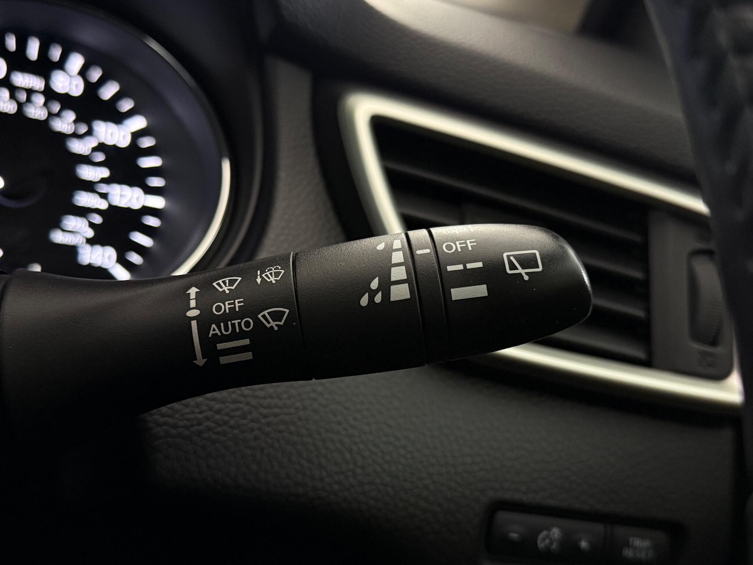 Used Nissan Qashqai 2016 for sale - 77246479: Photo 21