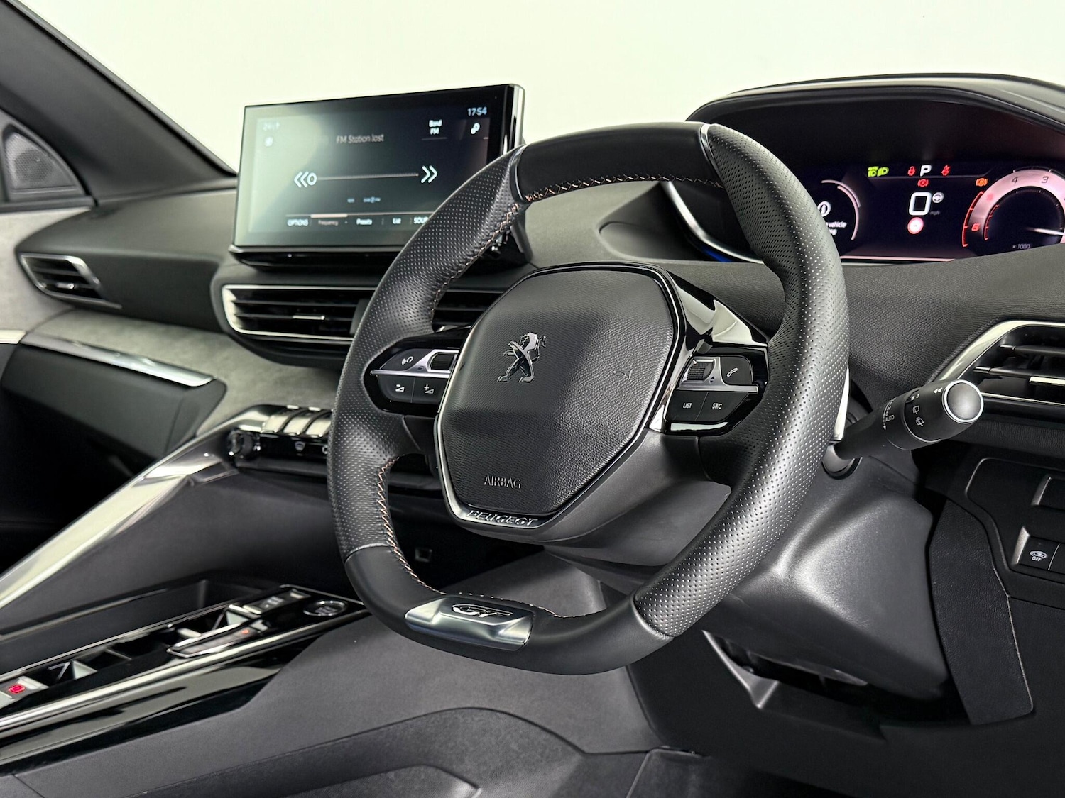 Used Peugeot 3008 2023 for sale - 77183041: Photo 11