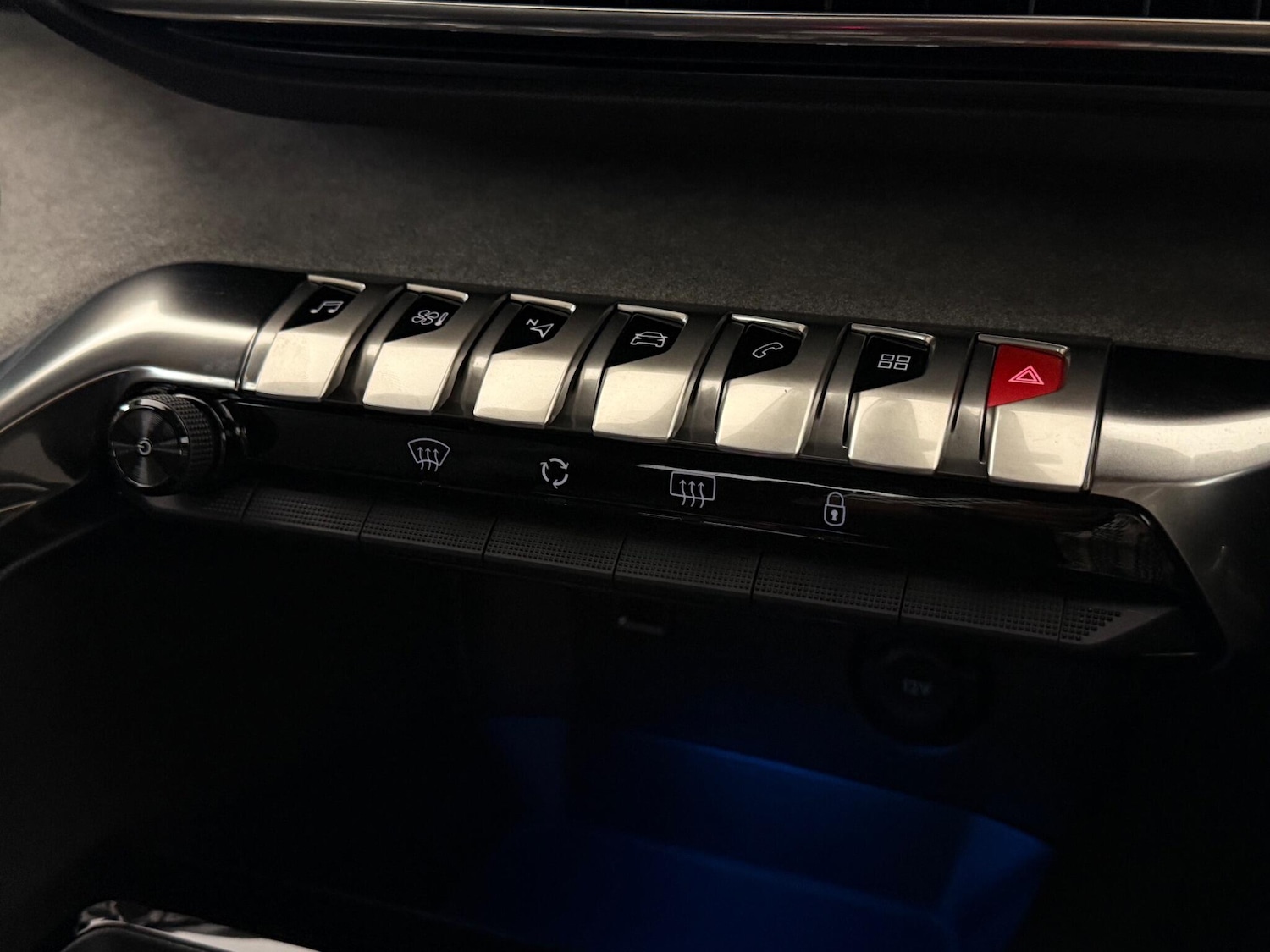 Used Peugeot 3008 2023 for sale - 77183041: Photo 36