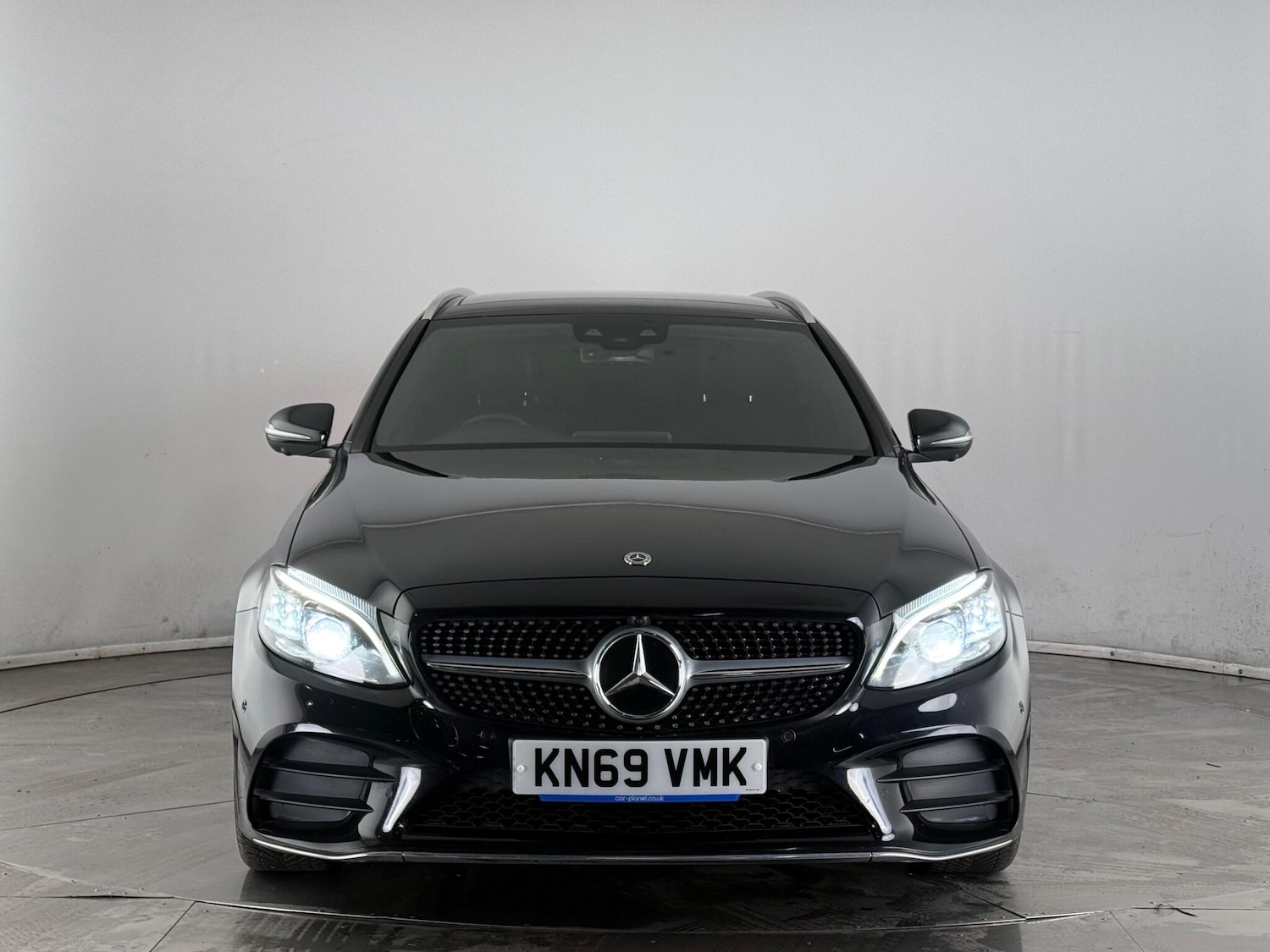 Used Mercedes-Benz C Class 2019 for sale - 77550837: Photo 2