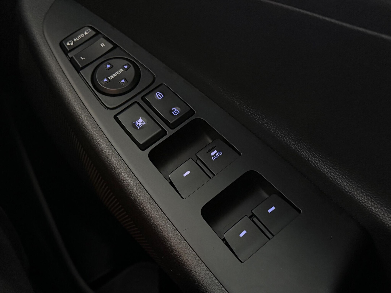 Used Hyundai TUCSON 2017 for sale - 77243581: Photo 21