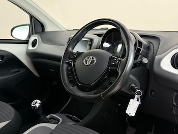 Used Toyota AYGO 2020 for sale - 78966326: Photo