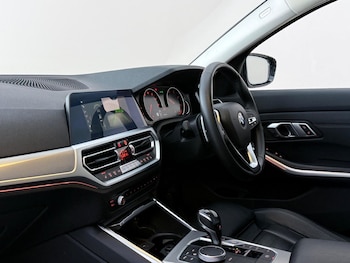 Used BMW 3 Series 2019 for sale - 78753057: Photo