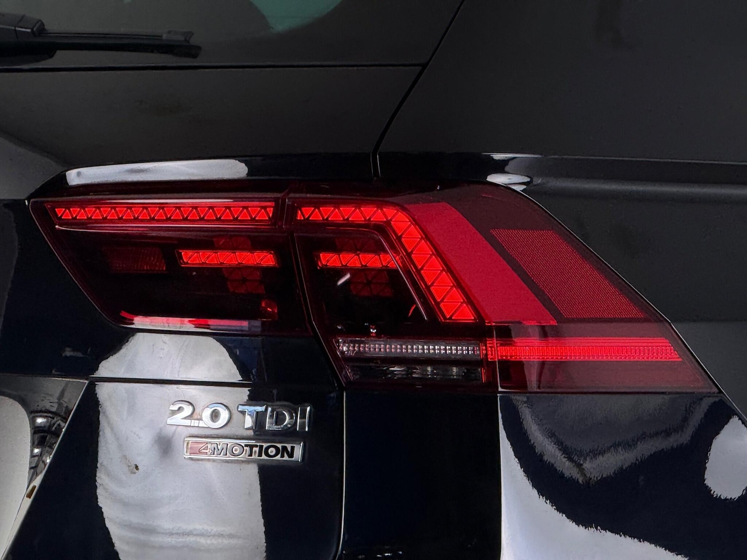 Used Volkswagen Tiguan 2017 for sale - 76850506: Photo 10