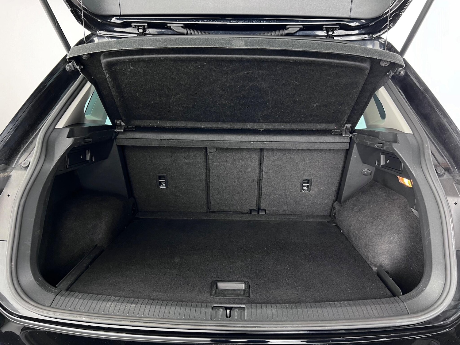 Used Volkswagen Tiguan 2017 for sale - 76850506: Photo 12