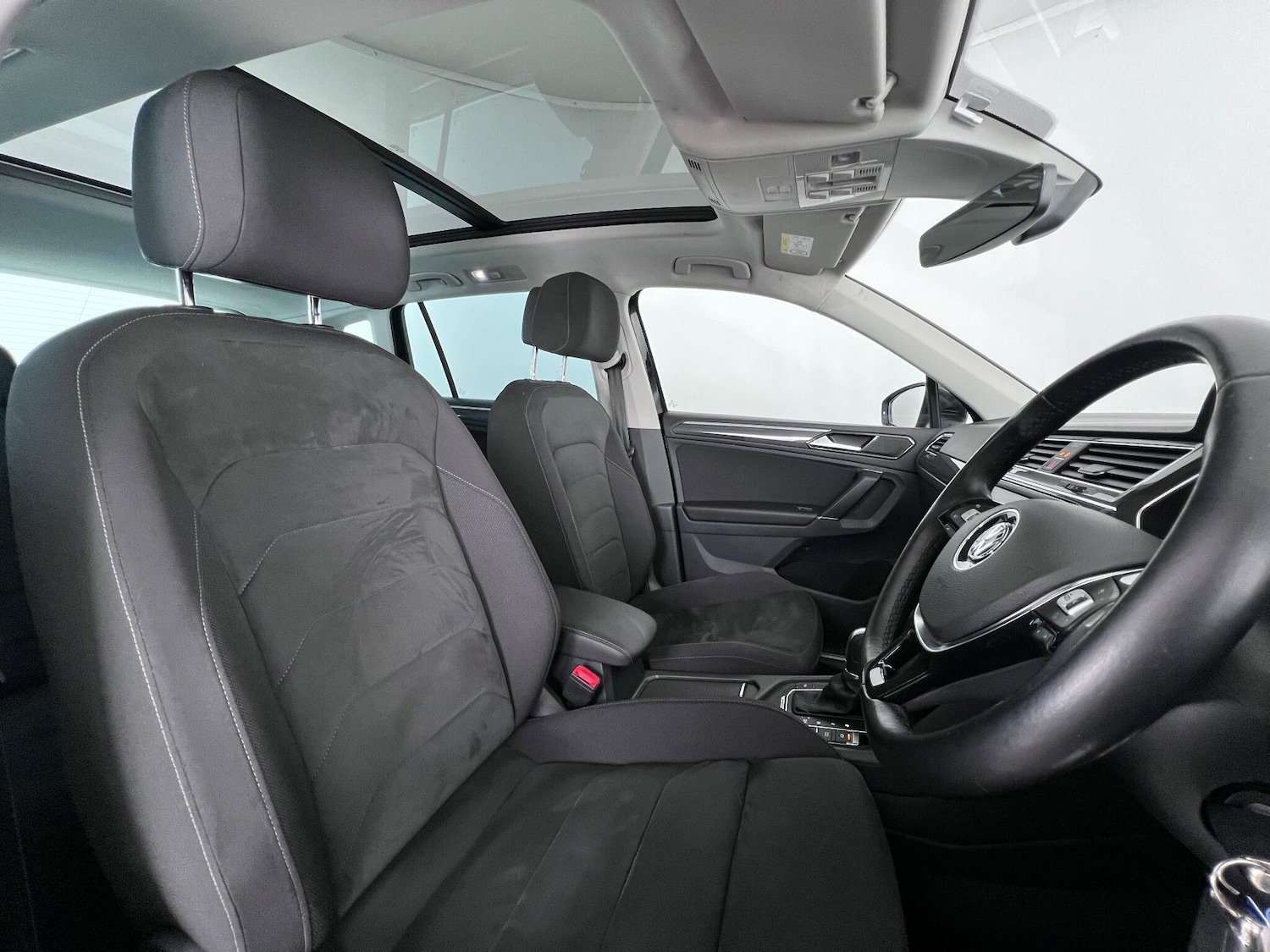 Used Volkswagen Tiguan 2017 for sale - 76850506: Photo 15