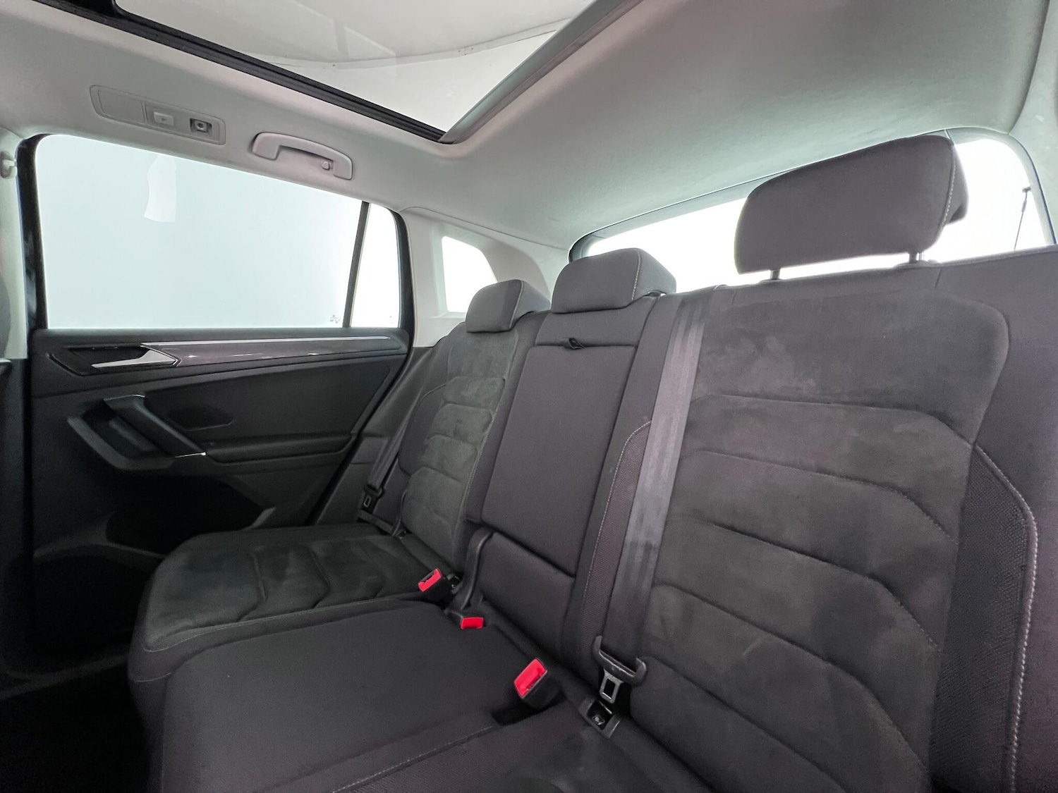 Used Volkswagen Tiguan 2017 for sale - 76850506: Photo 18