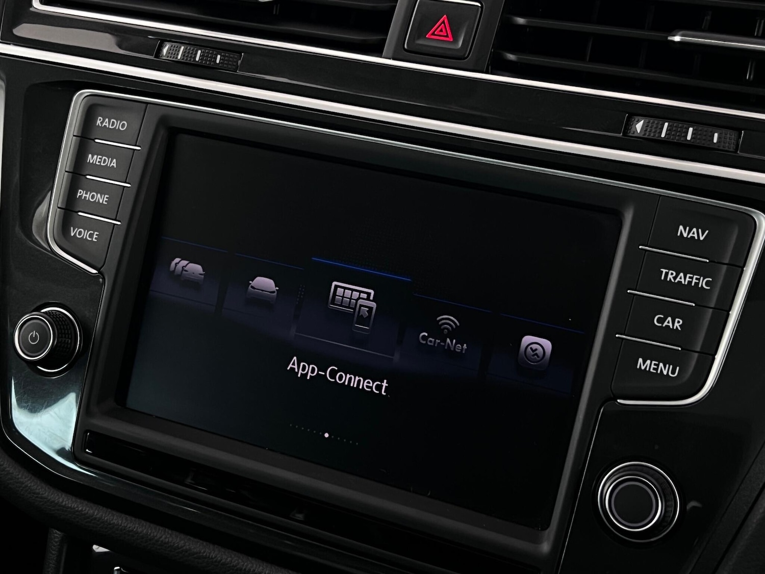 Used Volkswagen Tiguan 2017 for sale - 76850506: Photo 38