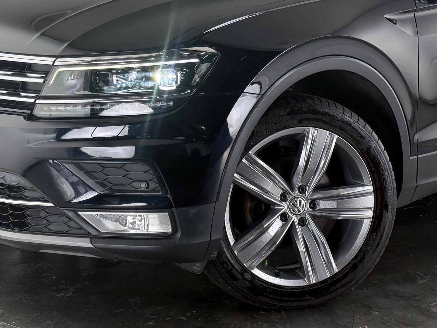 Used Volkswagen Tiguan 2017 for sale - 76850506: Photo 49