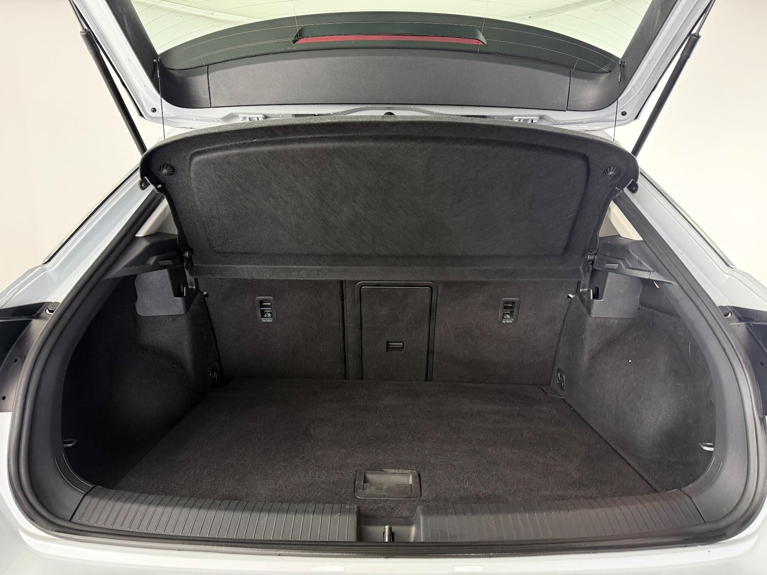 Used Volkswagen T-Roc 2019 for sale - 77259734: Photo 10