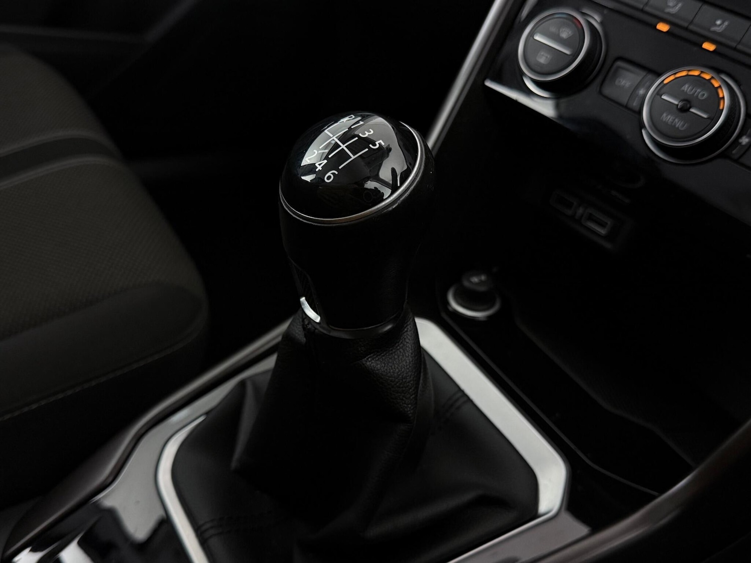 Used Volkswagen T-Roc 2019 for sale - 77259734: Photo 36