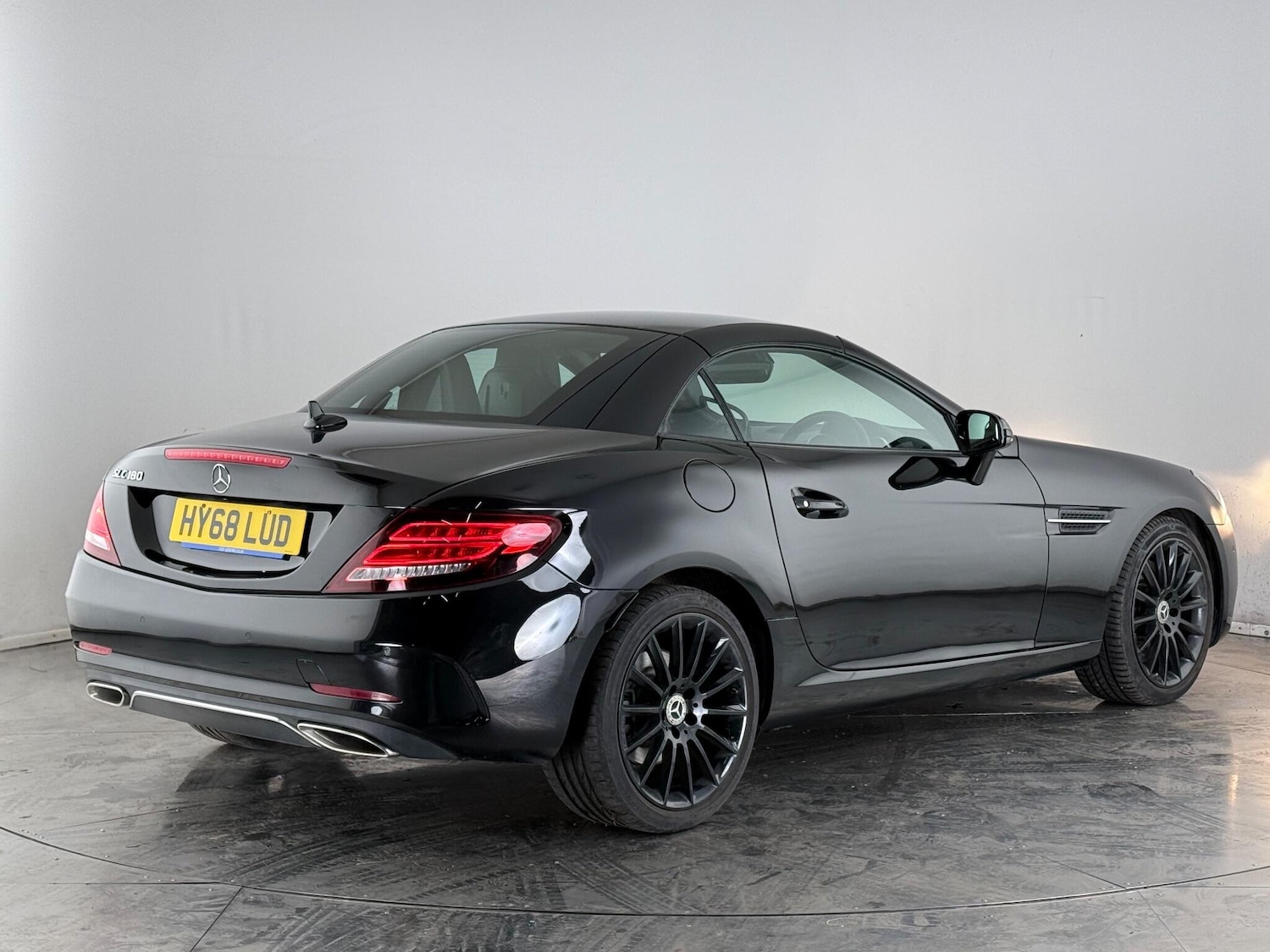 Used Mercedes-Benz SLC 2018 for sale - 76466757: Photo 16