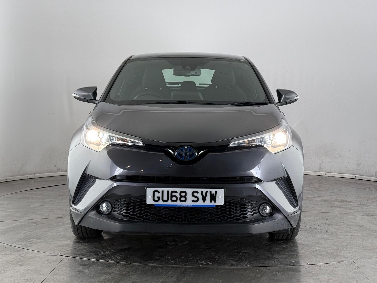 Used Toyota C-HR 2018 for sale - 77182662: Photo 2