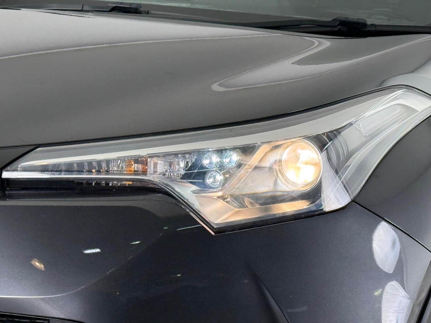 Used Toyota C-HR 2018 for sale - 77182662: Photo 7