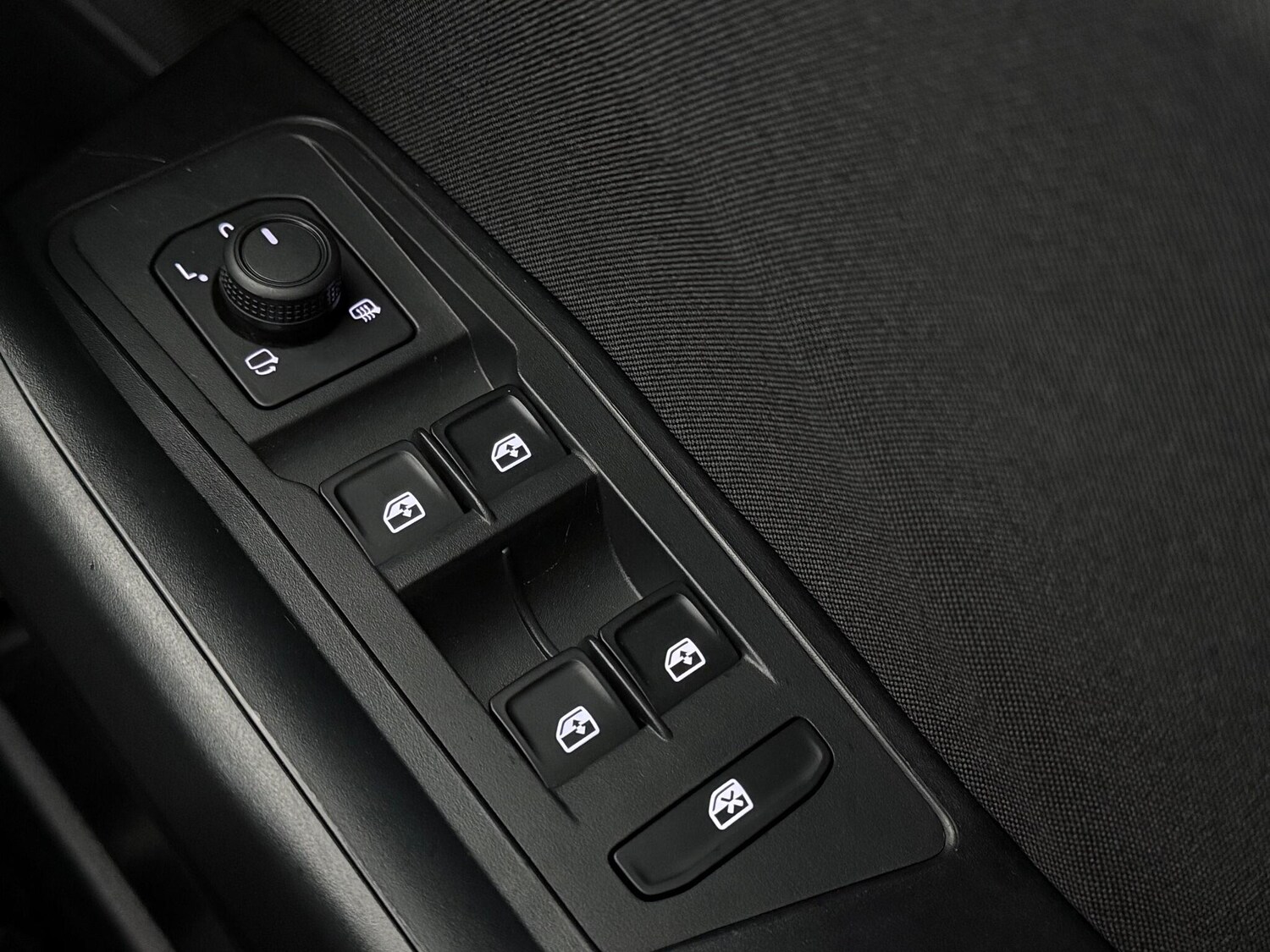 Used Volkswagen T-Roc 2022 for sale - 76550718: Photo 22