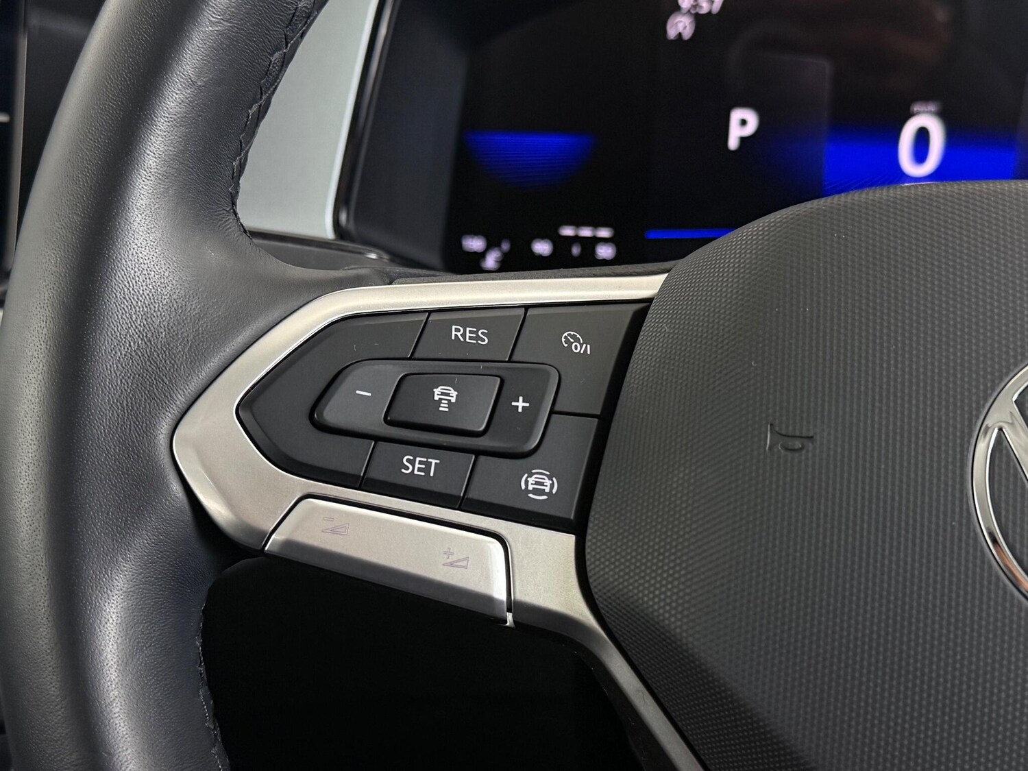 Used Volkswagen T-Roc 2022 for sale - 76550718: Photo 26