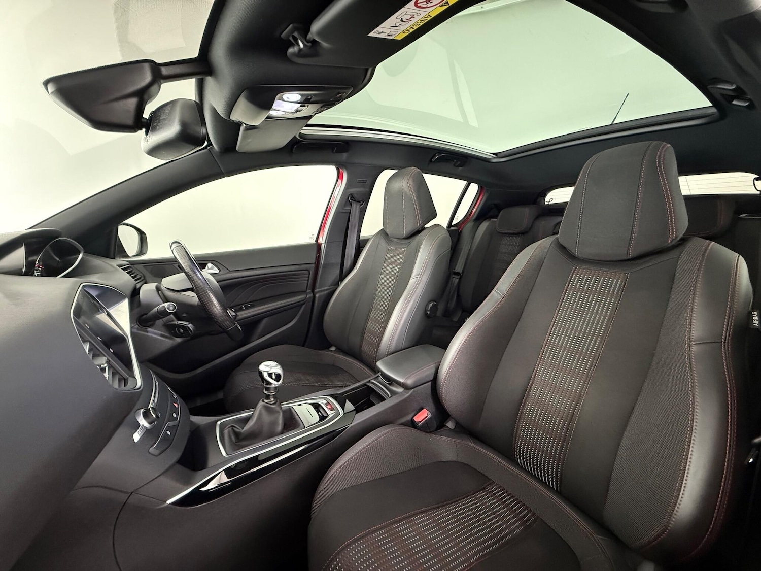 Used Peugeot 308 2018 for sale - 77182657: Photo 13