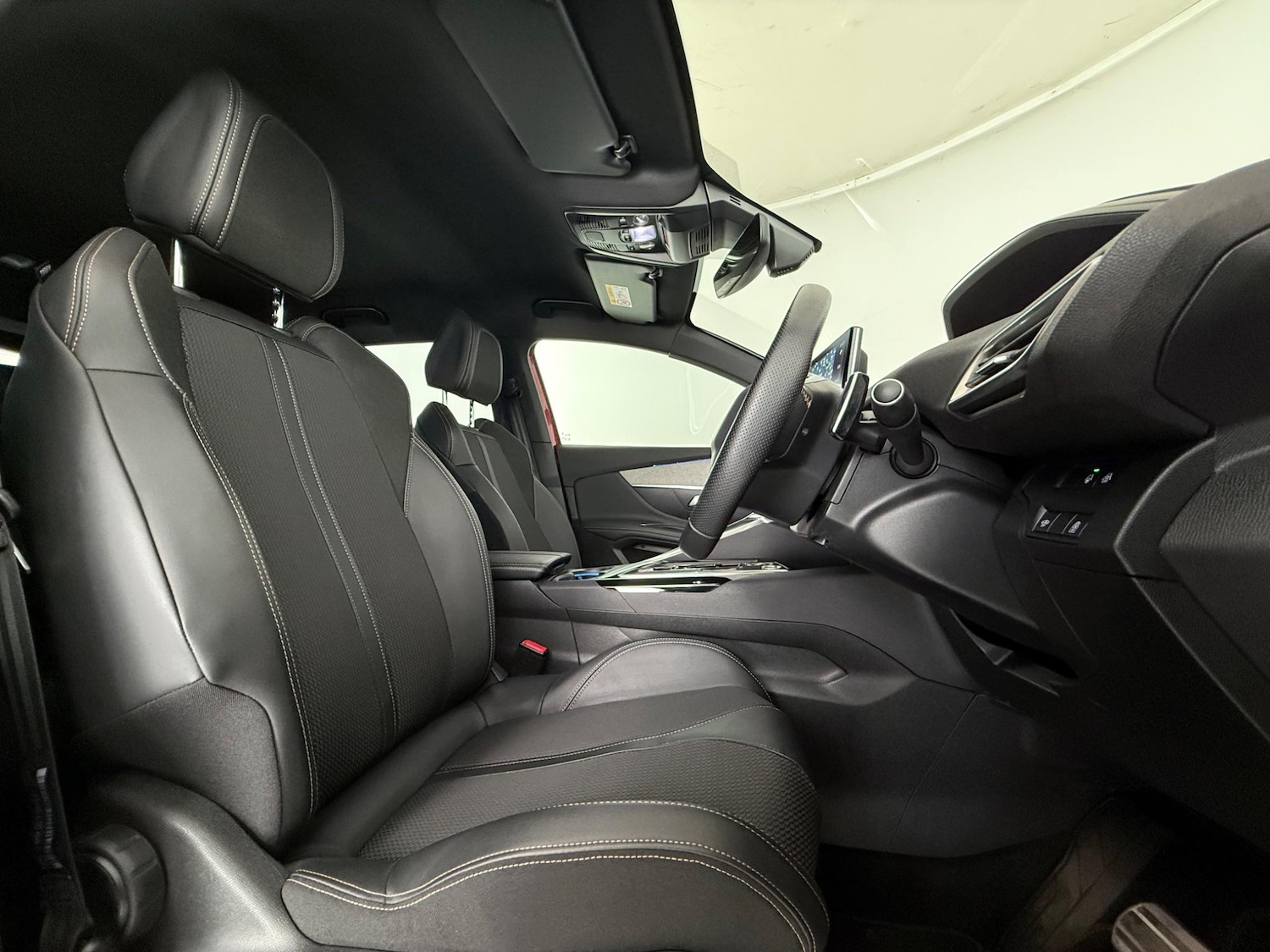 Used Peugeot 3008 2023 for sale - 76467348: Photo 14