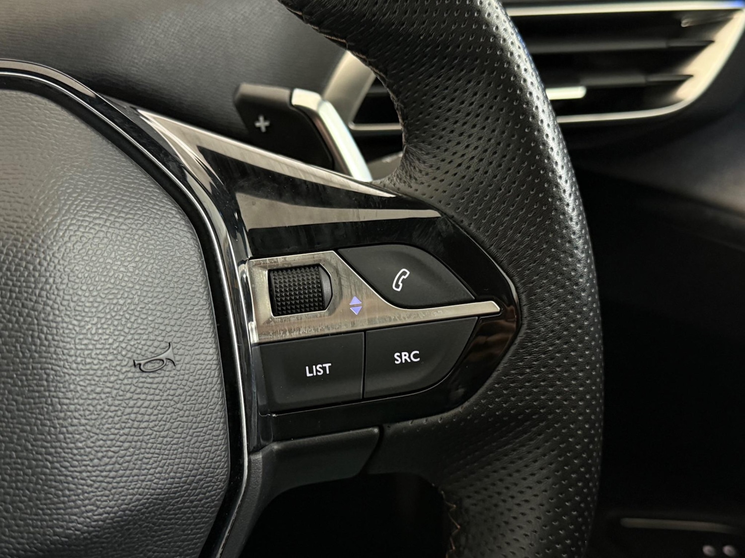 Used Peugeot 3008 2023 for sale - 76467348: Photo 25