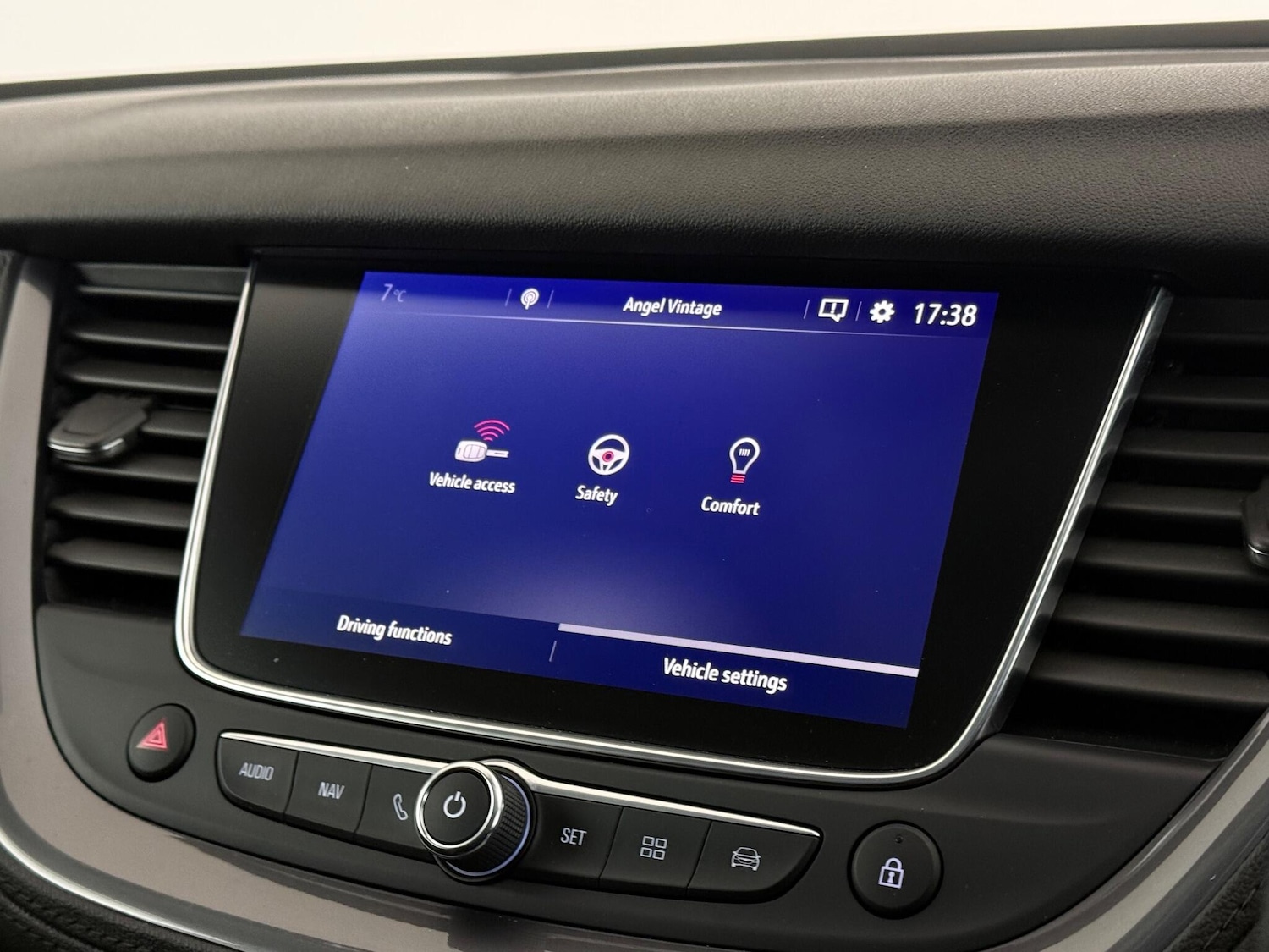 Used Vauxhall Grandland X 2018 for sale - 77260552: Photo 29