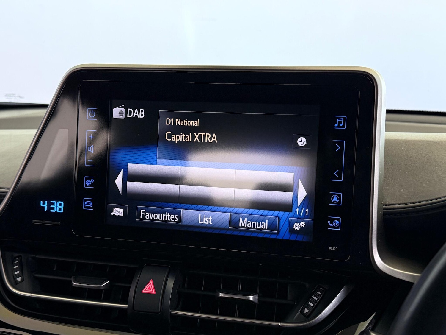 Used Toyota C-HR 2018 for sale - 77260454: Photo 21