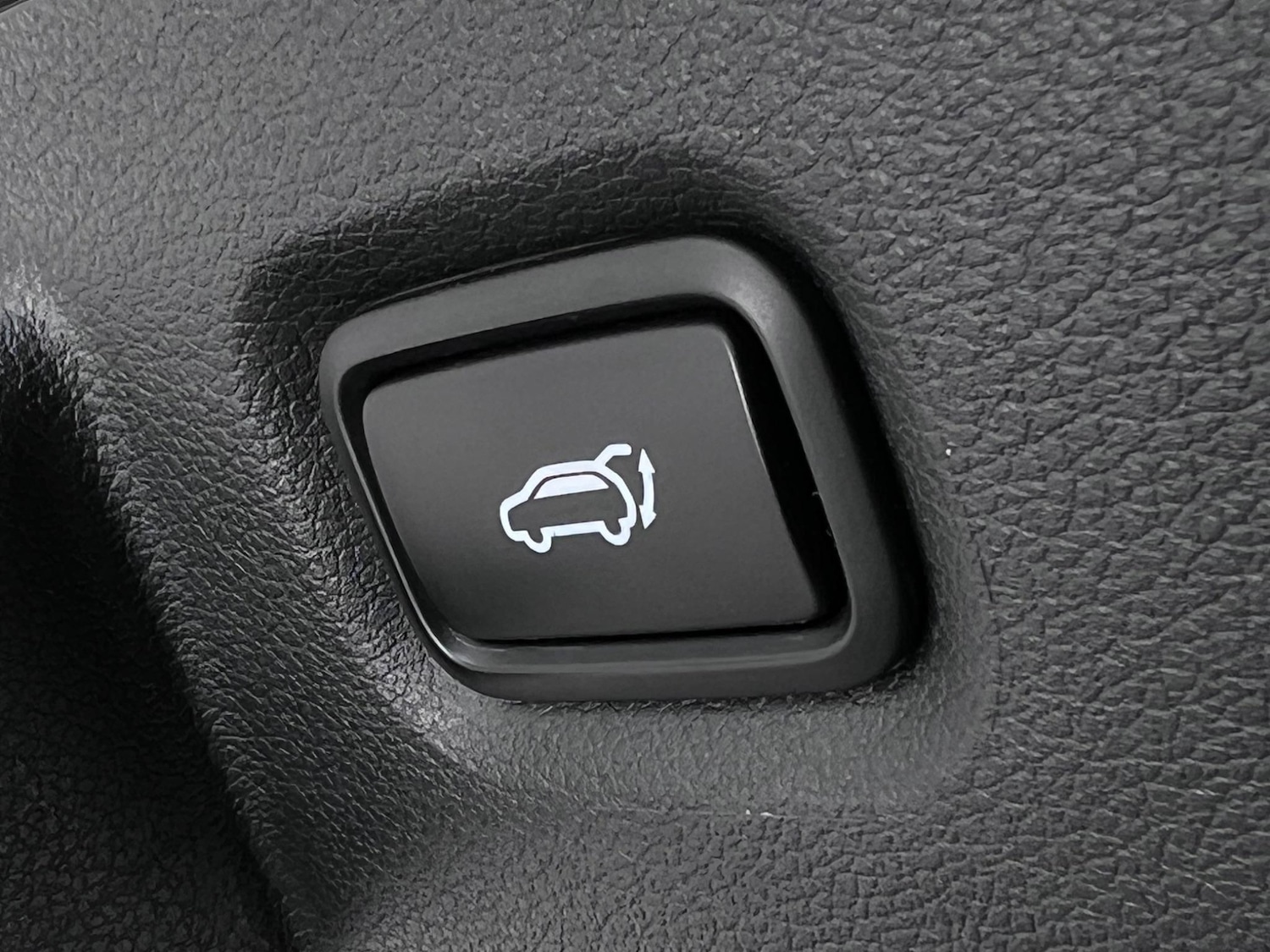 Used Hyundai Santa Fe 2021 for sale - 77217101: Photo 10