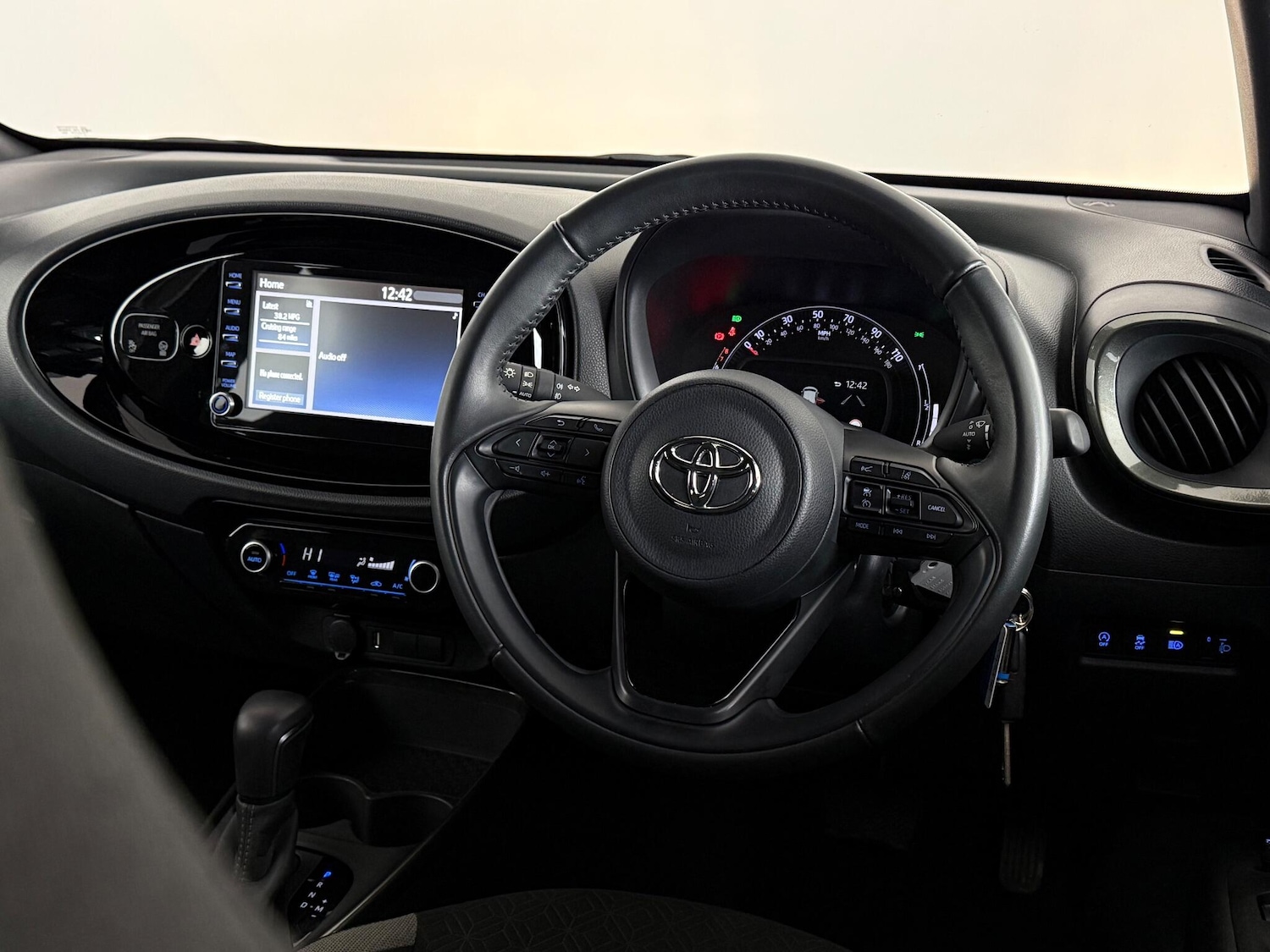 Used Toyota Aygo X 2023 for sale - 77182556: Photo 14